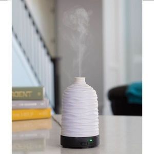 Airome Essential Oil Diffuser w/ LED light Ceramic